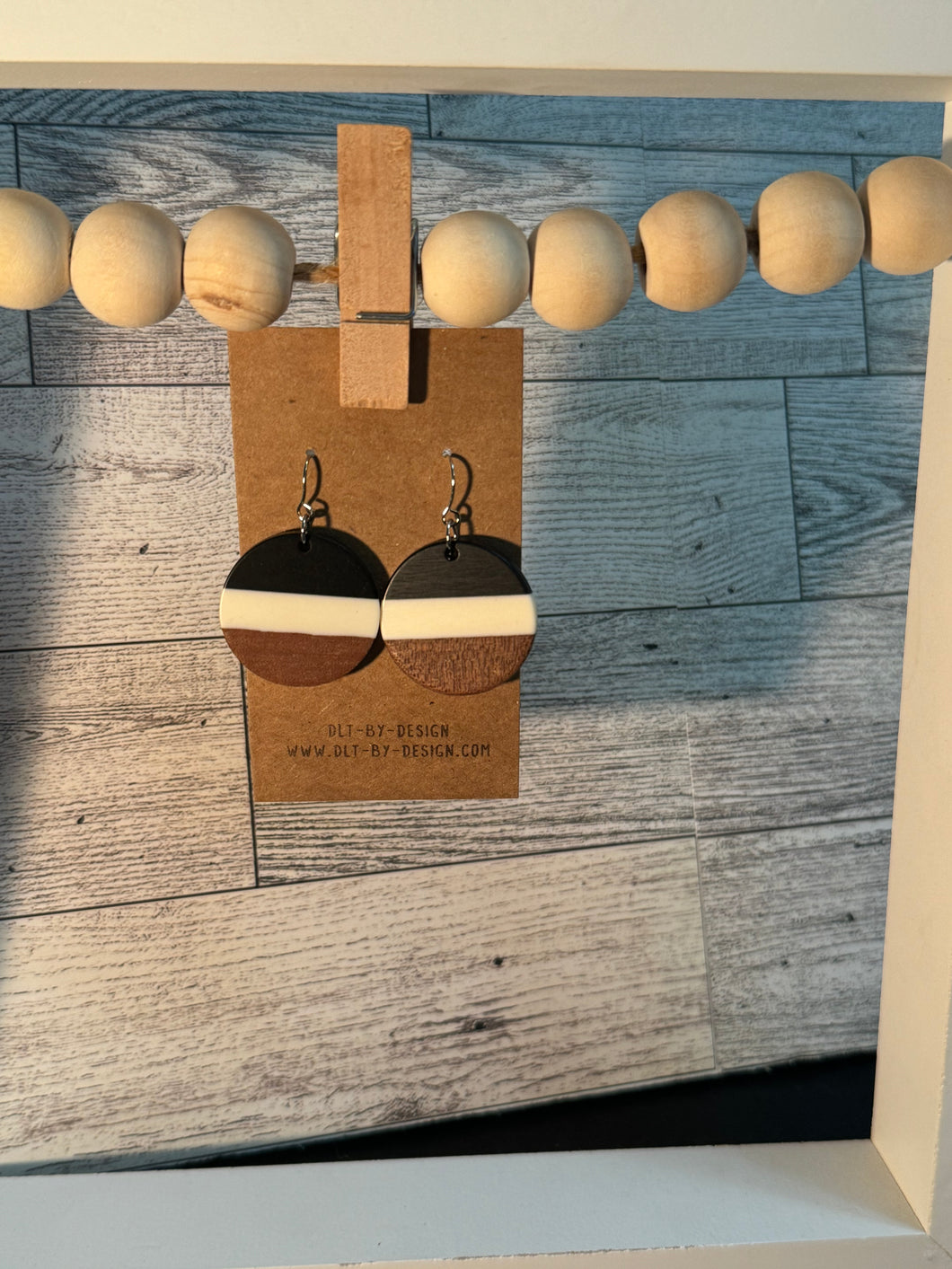 Black and white Earrings