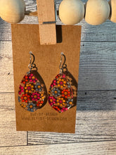 Load image into Gallery viewer, Flower Face Earrings

