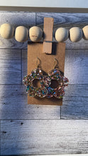 Load image into Gallery viewer, Flower glitter earrings
