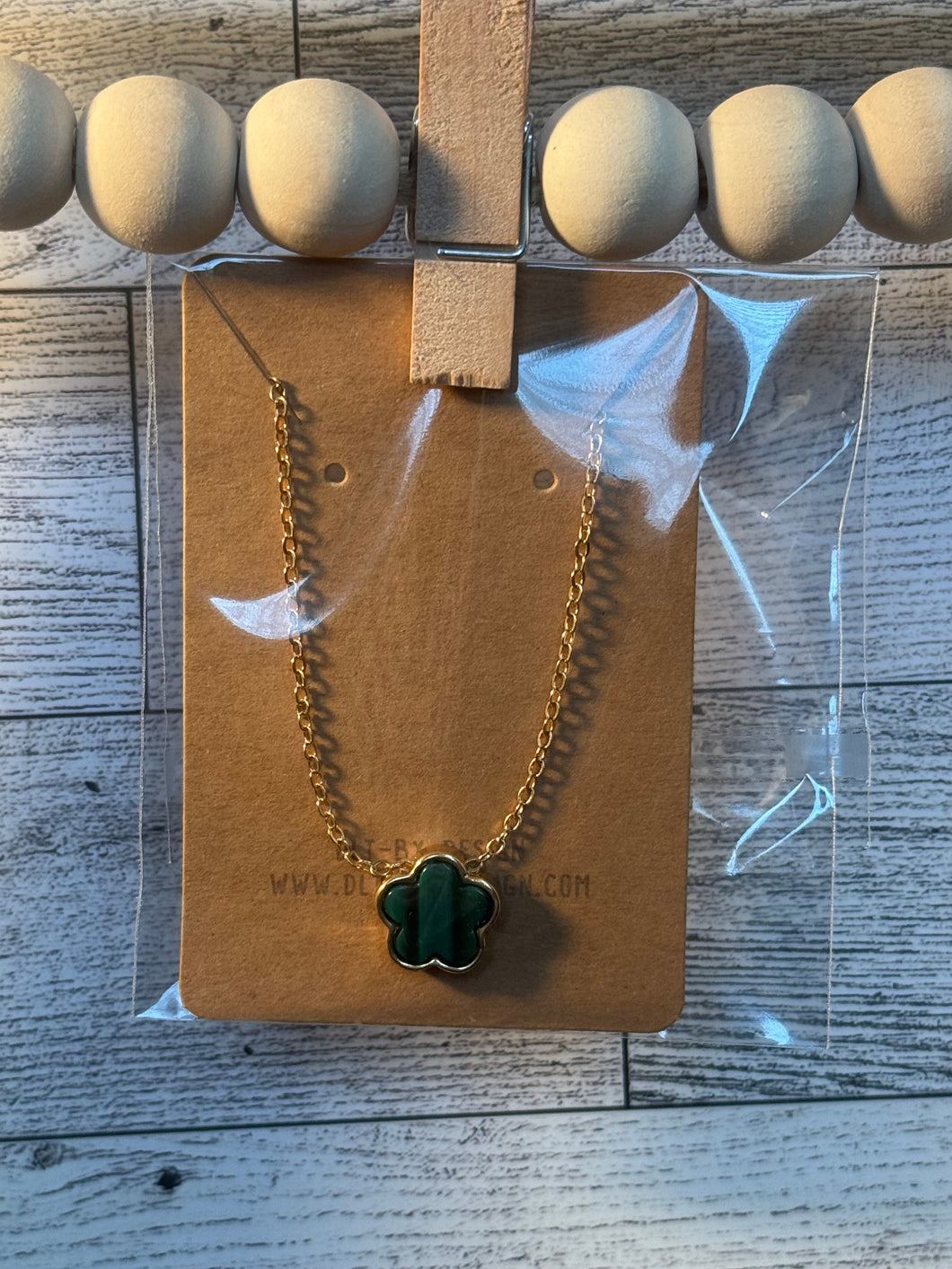 Green flower necklace