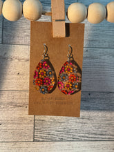Load image into Gallery viewer, Flower Face Earrings
