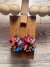 Load image into Gallery viewer, Multicolor Flower earrings
