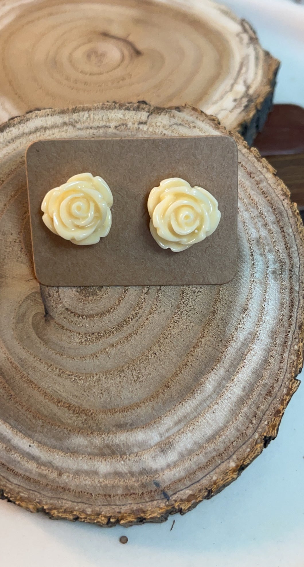 Cream Rose Studs*