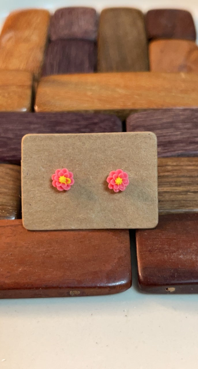 Salmon Flower Studs*